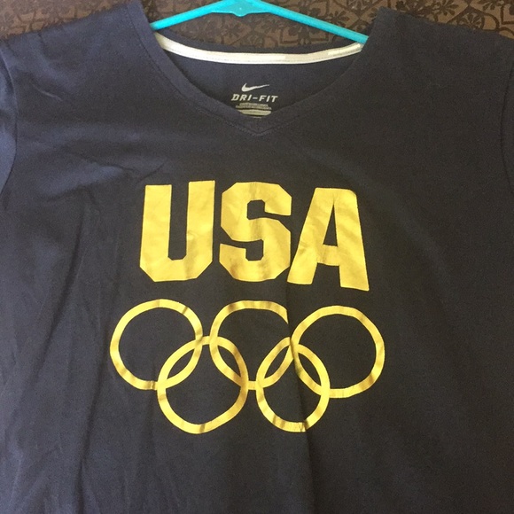 Nike dri fit  shirt wish USA on it. Never worn - Picture 3 of 4